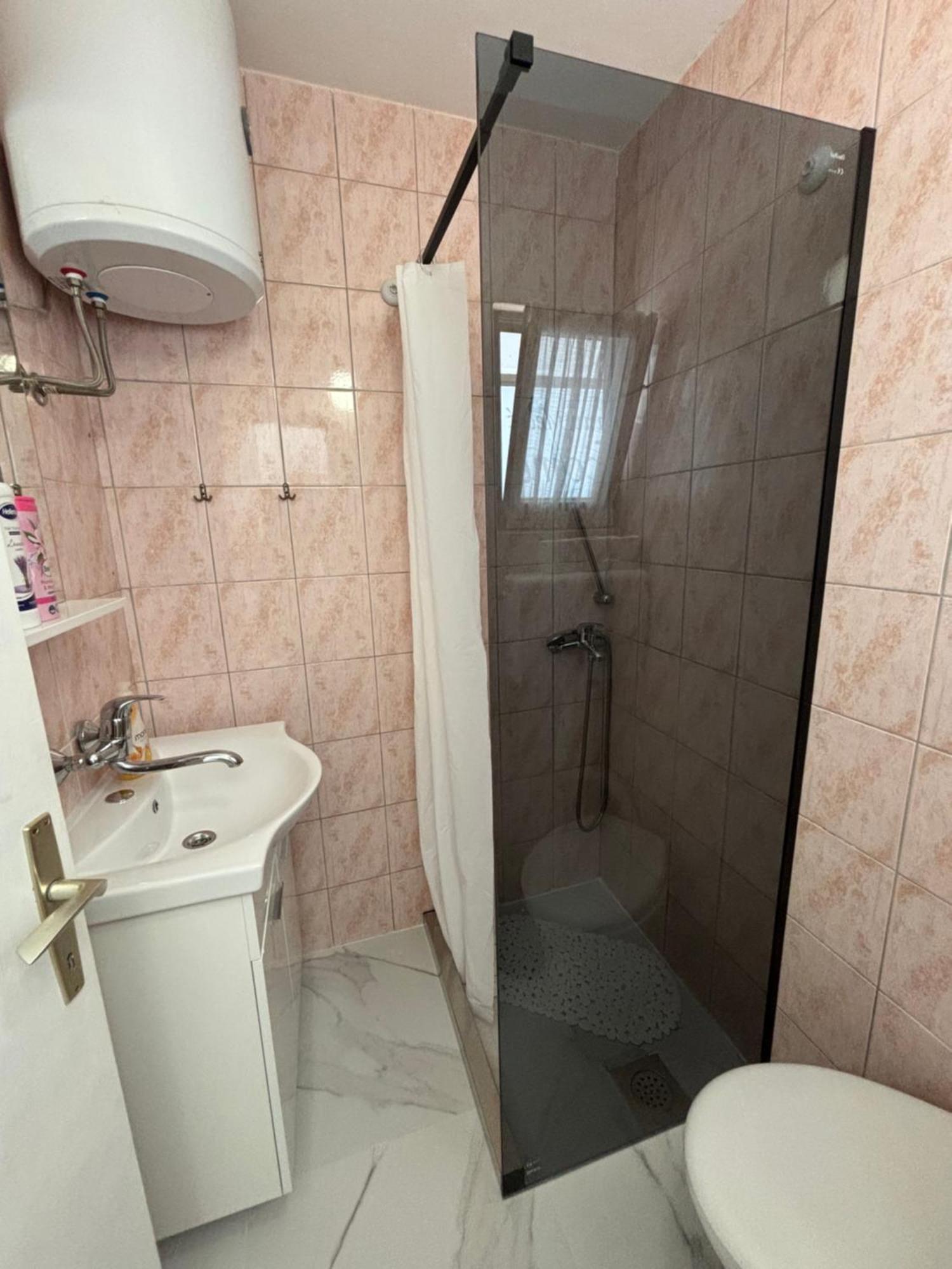 Apartments Medic Drače Eksteriør bilde
